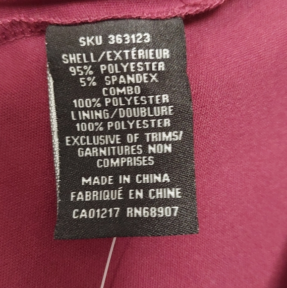 Le Chateau Halter Dress - Picture 7 of 8